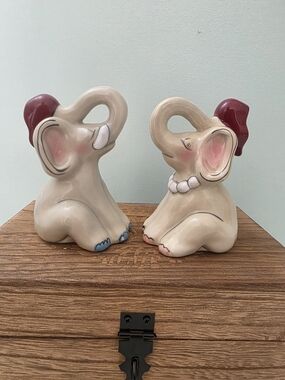 Blue Sky Signed Heather Goldminc Lucky Trunk Up Salt And Peppers